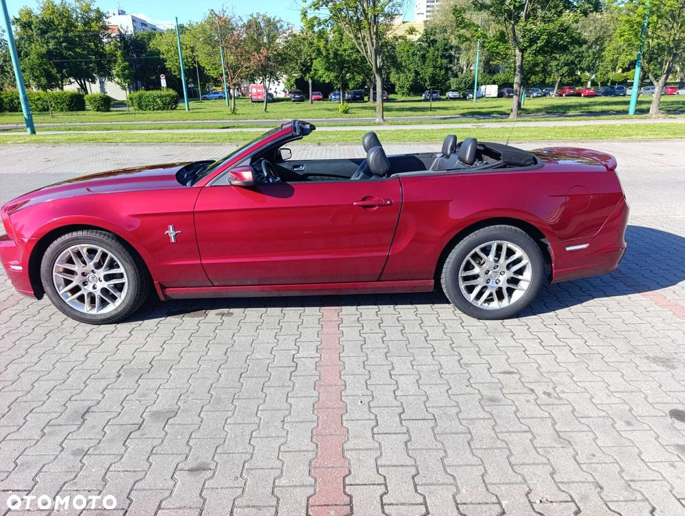 Ford Mustang - 1