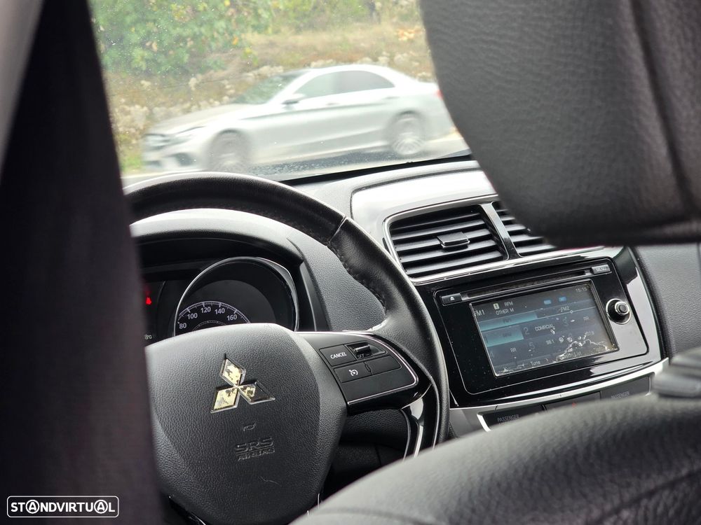 Mitsubishi ASX 1.6 DI-D Tokyo Edition - 9