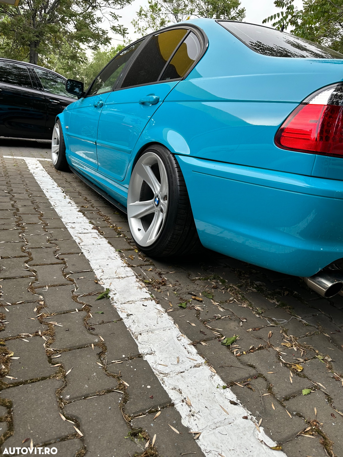 BMW Seria 3 325i - 9