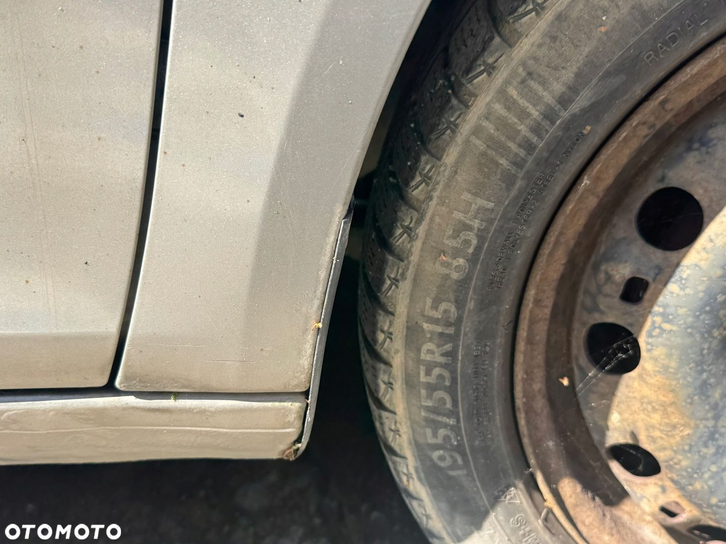 SKODA ROOMSTER I BŁOTNIK PRAWY PRZEDNI PRZÓD LF8A - 14