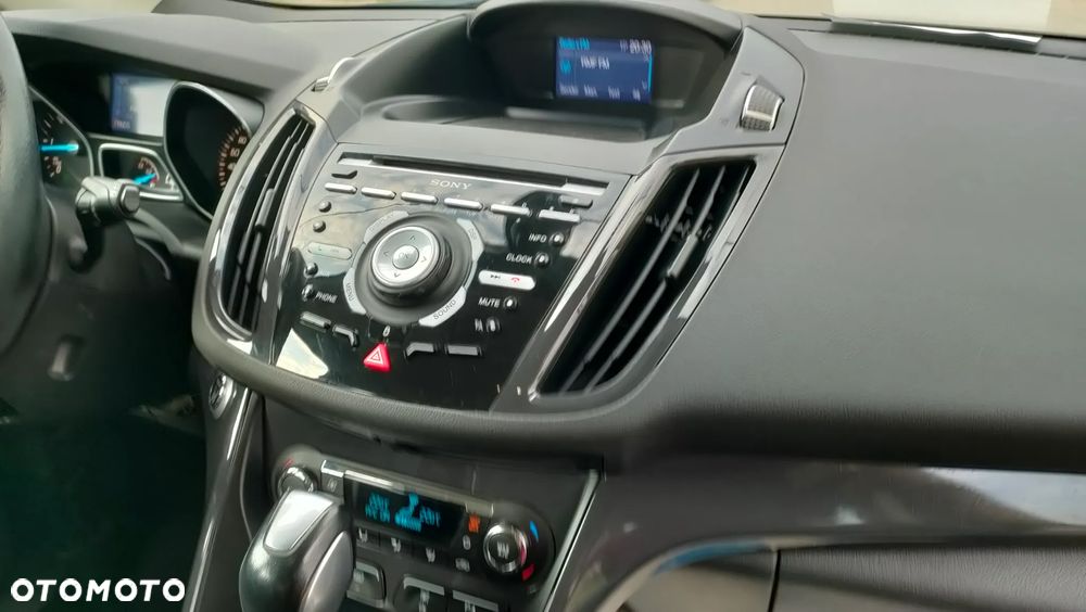 Ford Kuga 2.0 TDCi 4x4 Titanium - 9