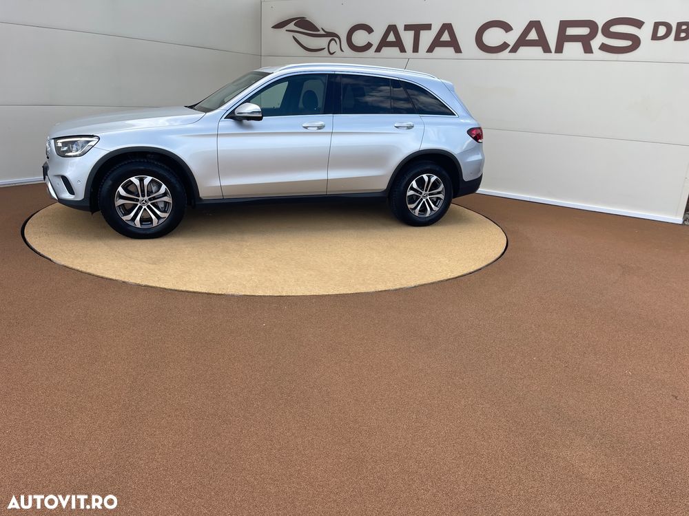 Mercedes-Benz GLC 300 d 4MATIC 9G-TRONIC - 6
