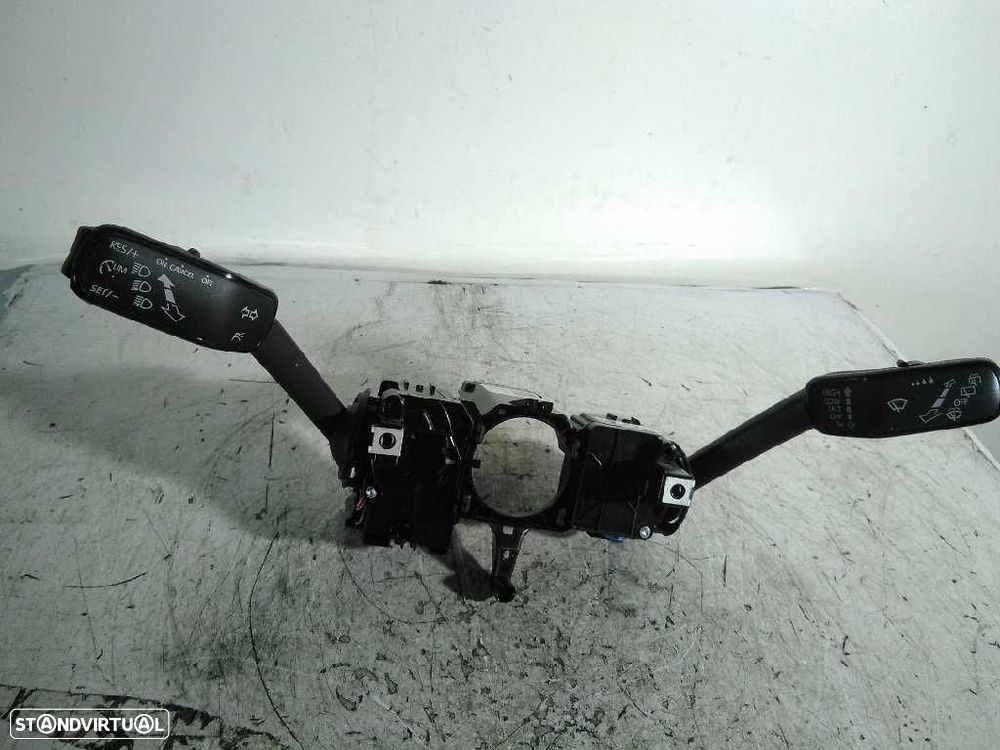 COMANDOS MULTIFUNÇÕES SKODA FABIA NJ3 - 1