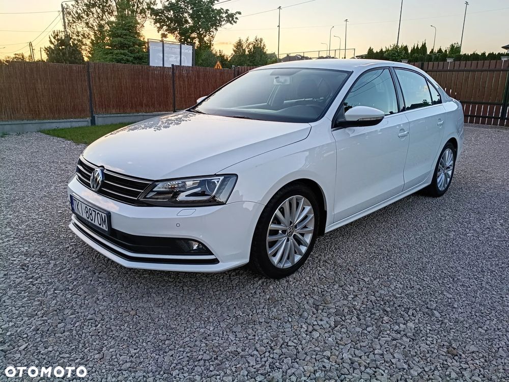 Volkswagen Jetta 1.4 TSI BMT Comfortline - 12