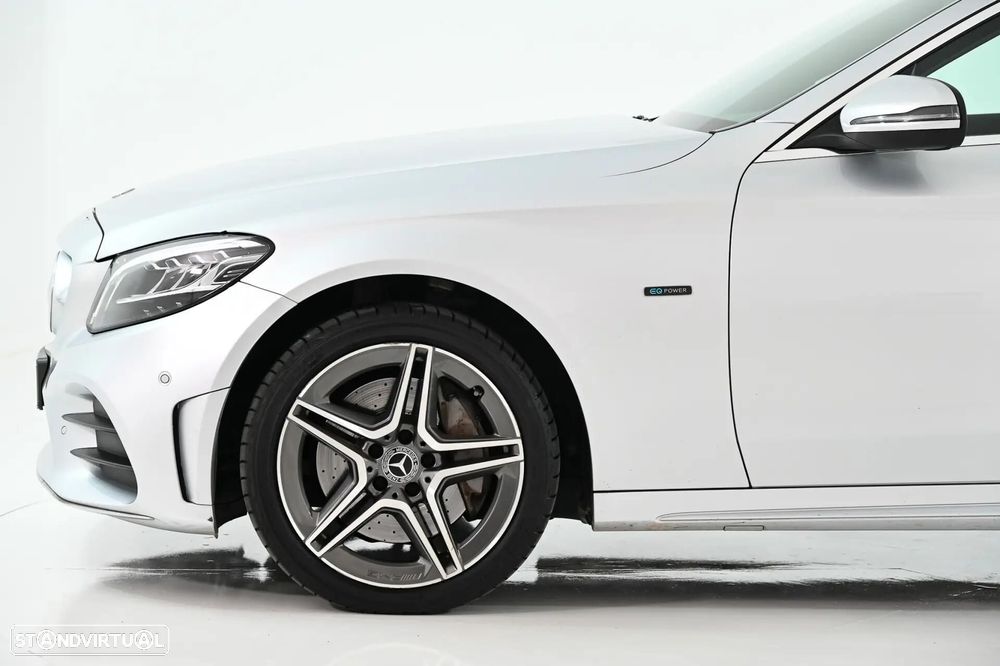 Mercedes-Benz C 300 de AMG Line - 15