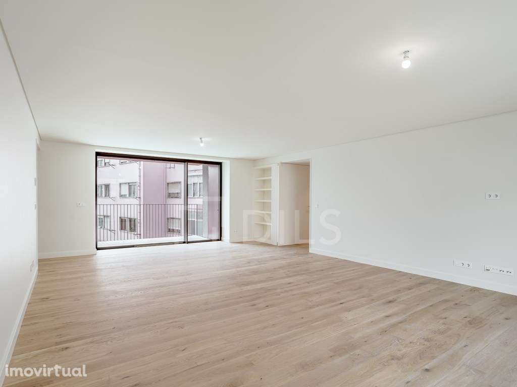 Apartamento T3 com área exterior e garagem no Areeiro, Lisboa - Grande imagem: 2/57