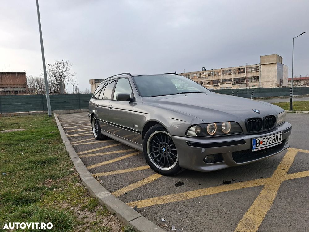 BMW Seria 5 520iA - 1