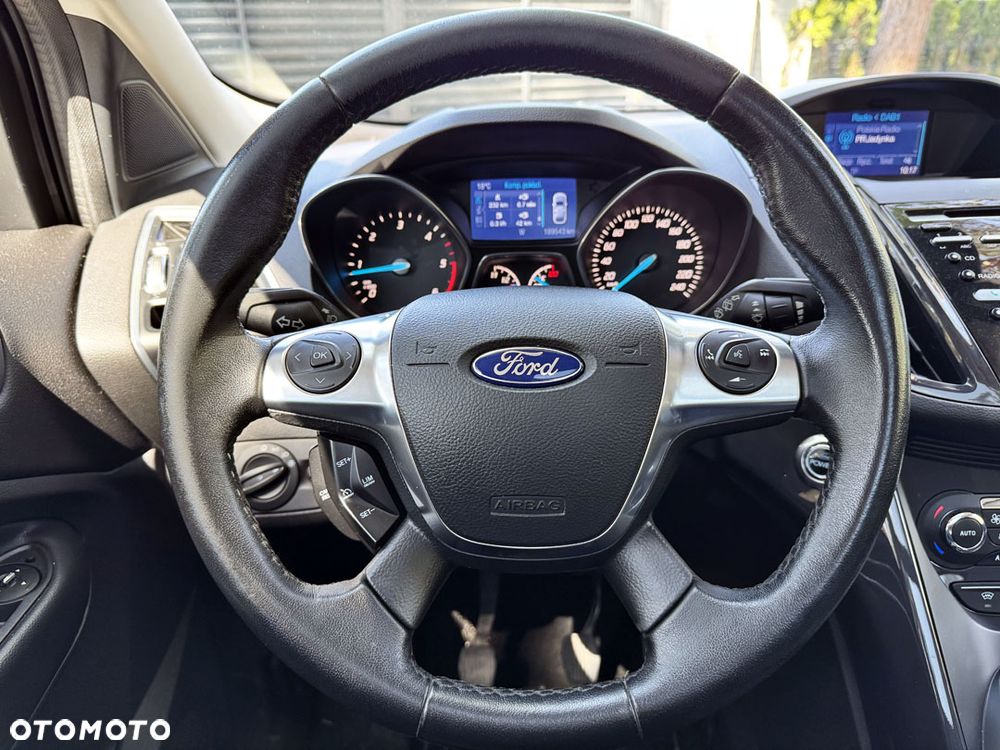 Ford Kuga 2.0 TDCi 4x4 Titanium - 23