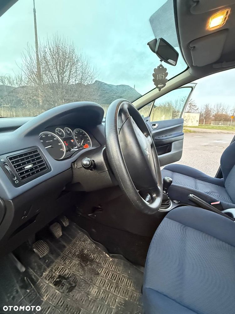 Peugeot 307 1.4 XR - 3