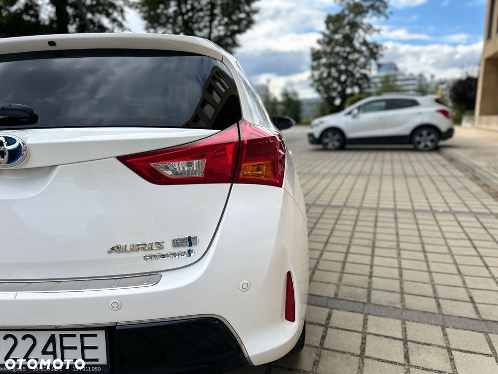Toyota Auris 1.8 HSD Luna - 16