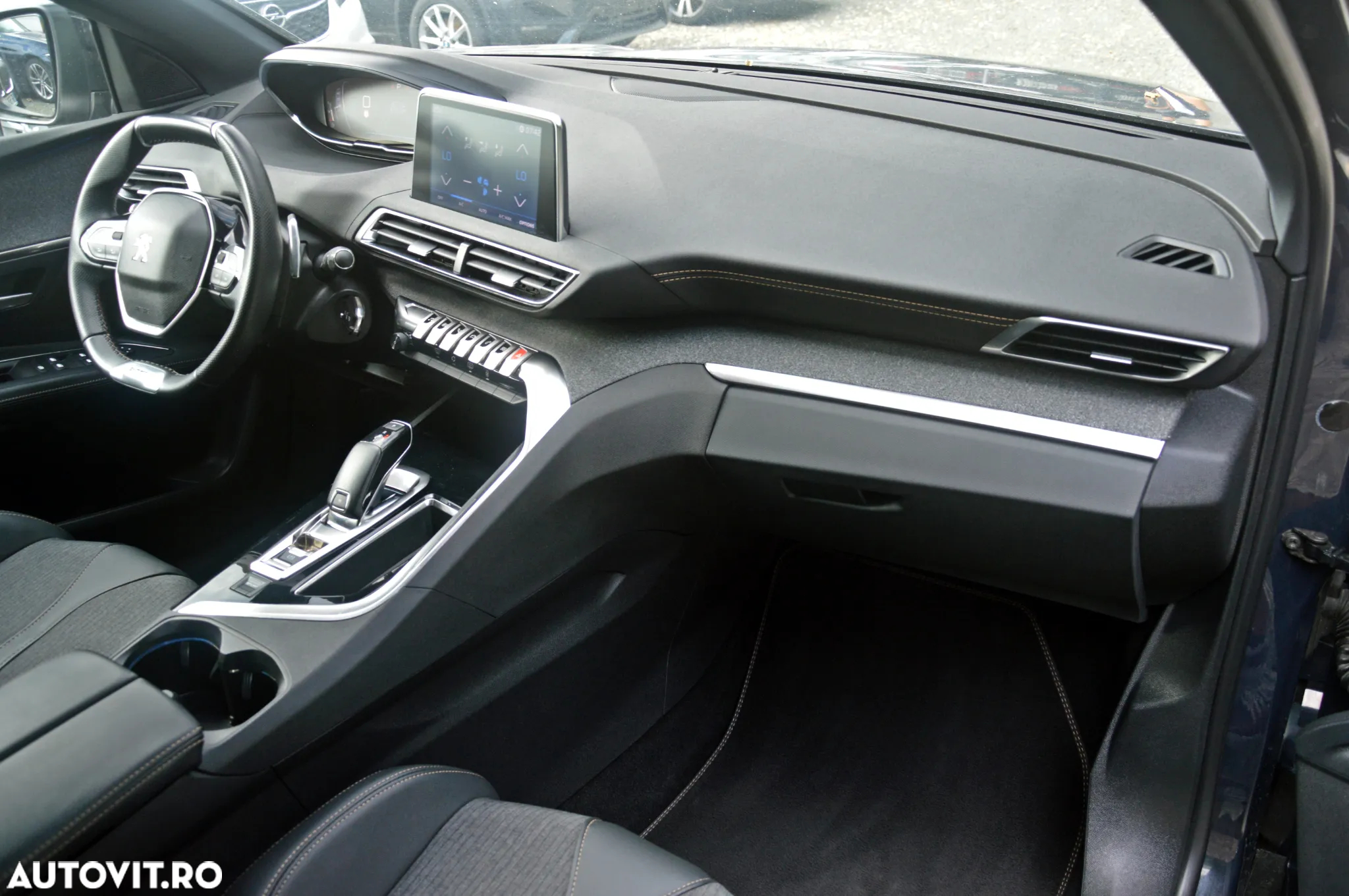 Peugeot 3008 1.5 BlueHDI S&S EAT8 GT-Line - 24