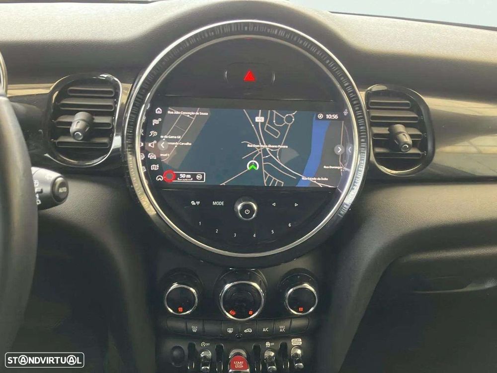 MINI 5 Portas Cooper Auto - 11