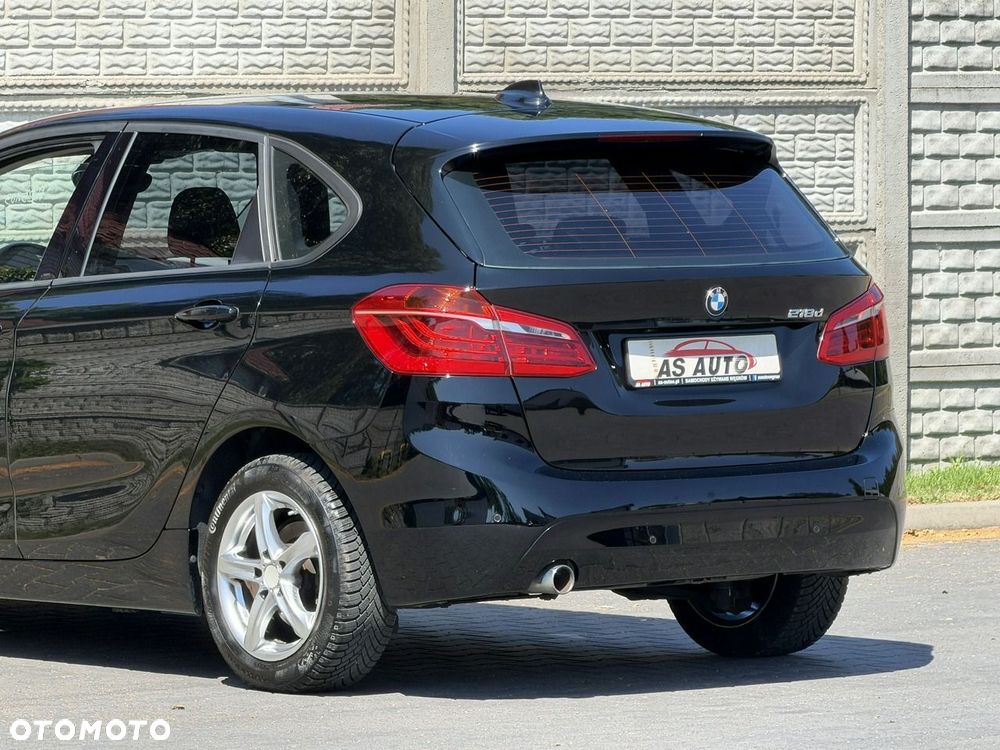 BMW Seria 2 218d - 35