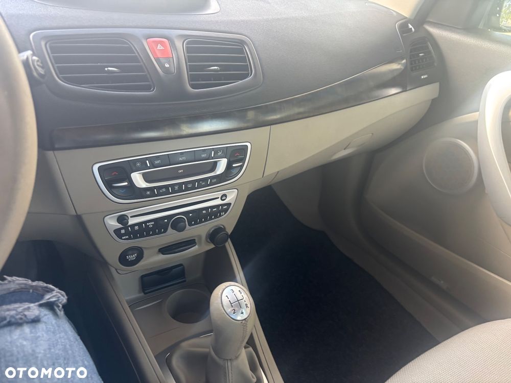 Renault Fluence 1.6 16V 110 Dynamique - 7