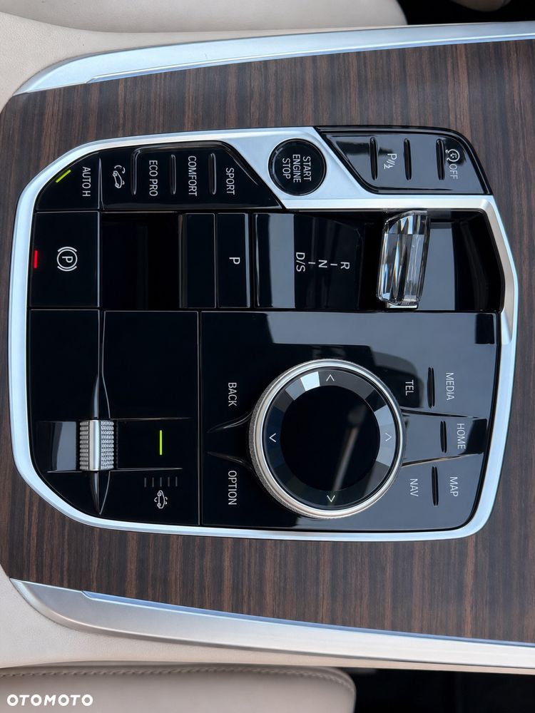 BMW X7 xDrive40d mHEV sport - 12