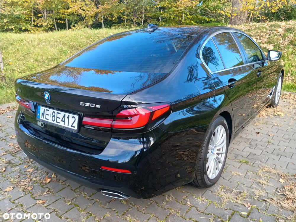 BMW Seria 5 530e Business Edition sport - 5