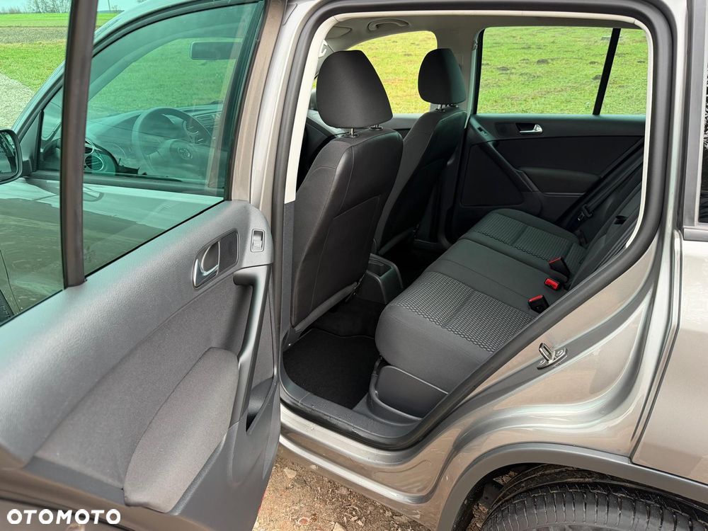 Volkswagen Tiguan - 9