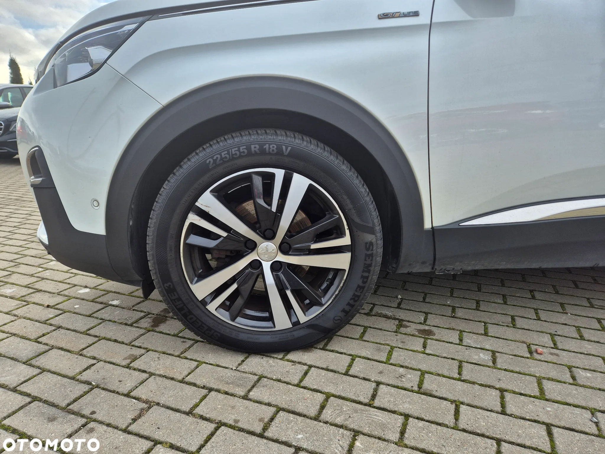 Peugeot 5008 1.5 BlueHDi GT S&S - 11