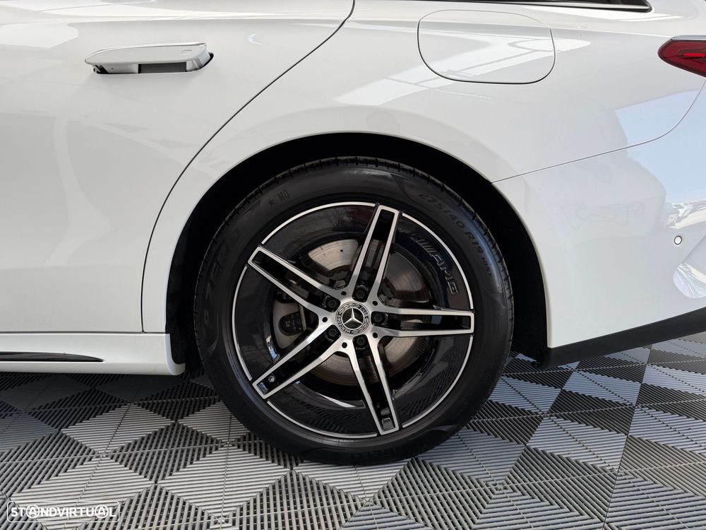 Mercedes-Benz E 300 de AMG Line - 27