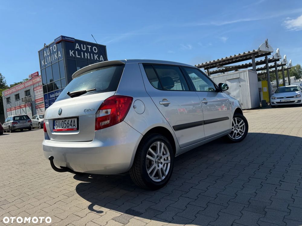 Skoda Fabia 1.4 16V Comfort - 4