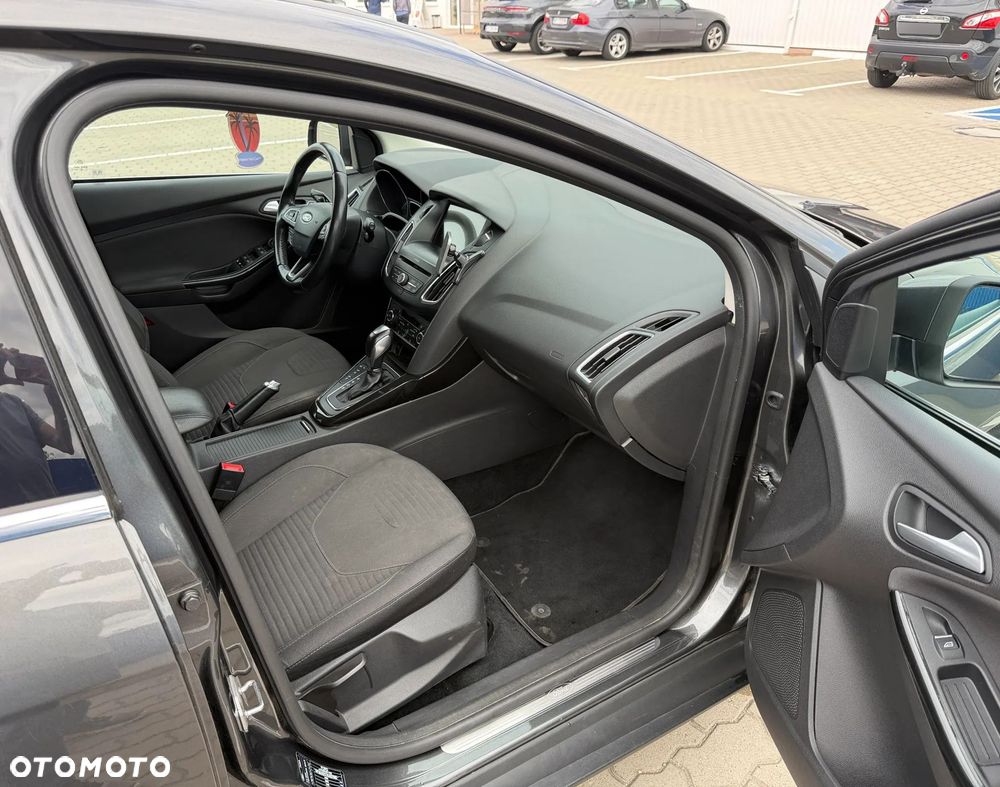 Ford Focus 2.0 EcoBlue Titanium Business - 8