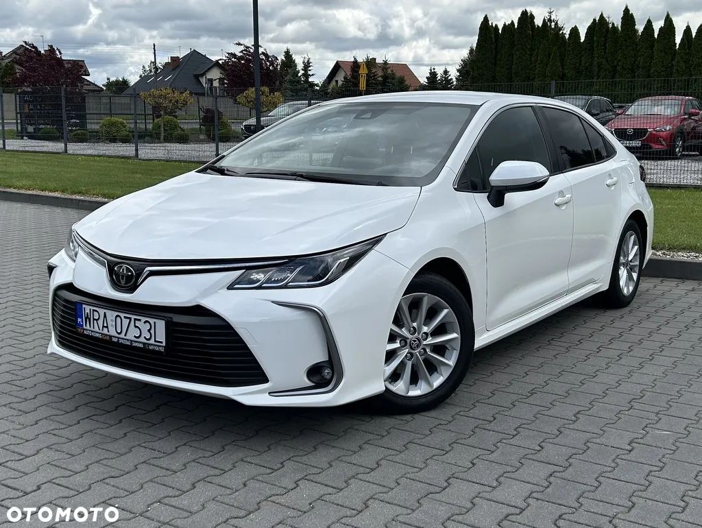 Toyota Corolla - 1
