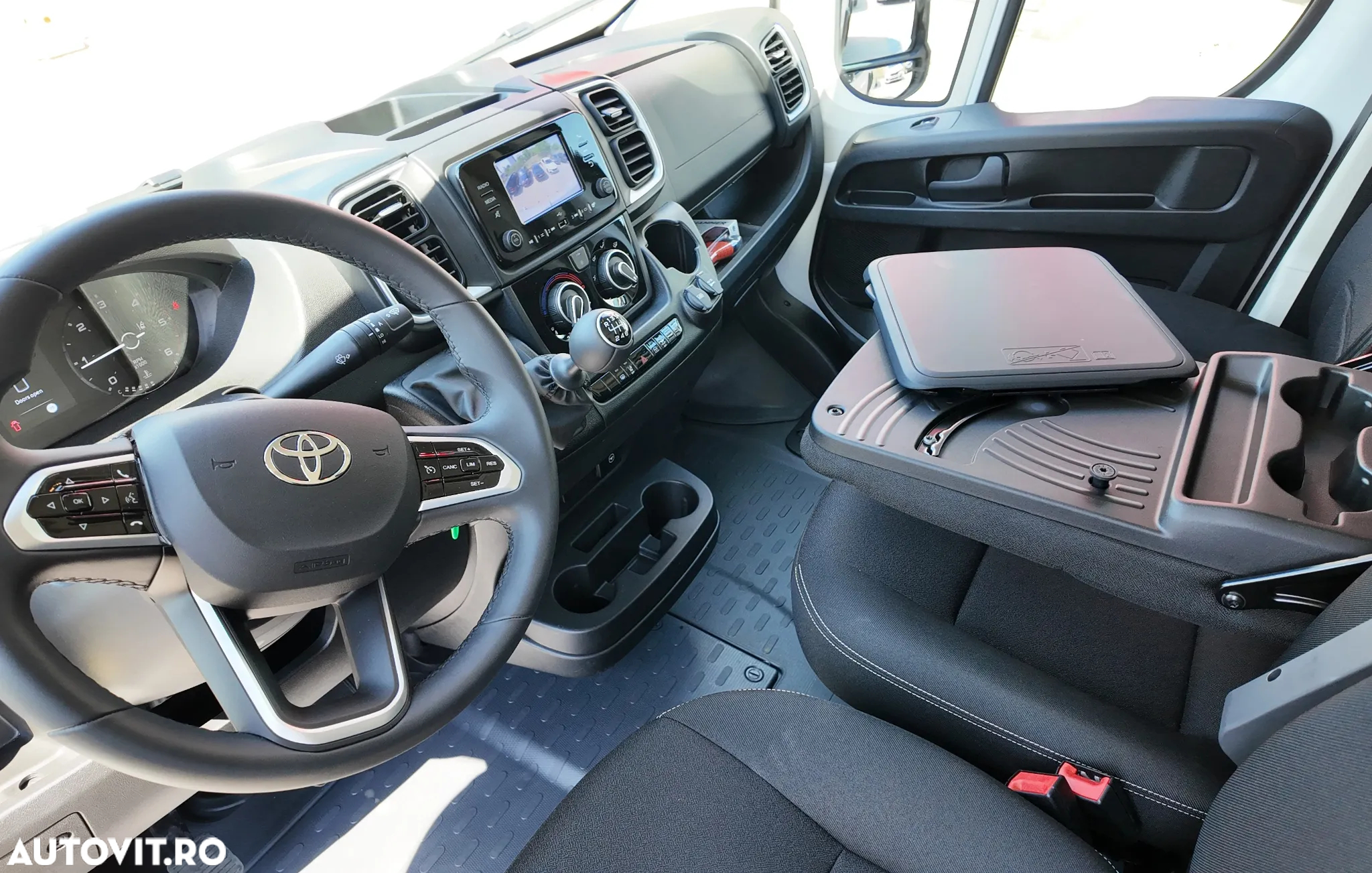 Toyota PROACE MAX VAN PANEL - 10