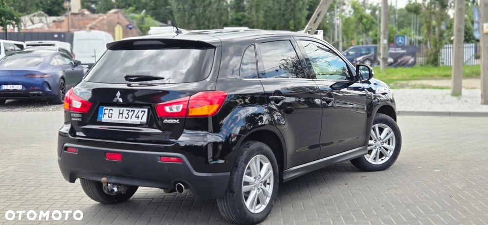 Mitsubishi ASX 1.8 DI-D 2WD Instyle - 11