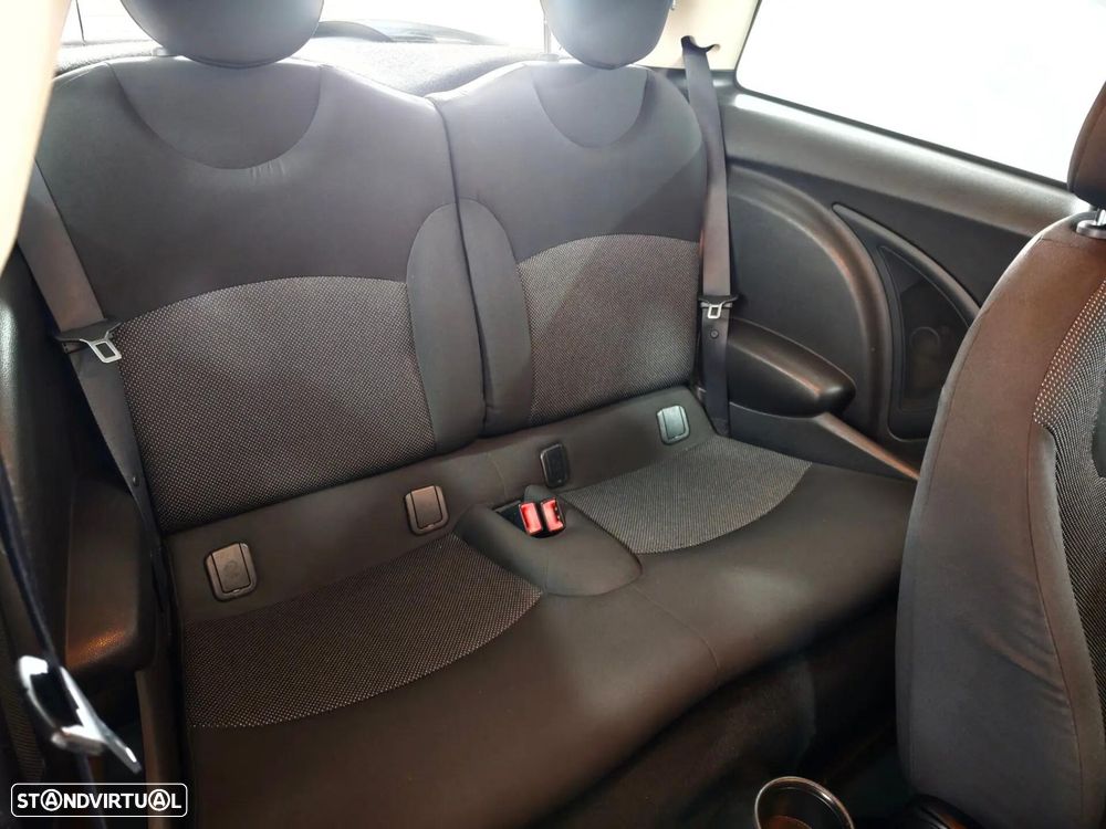 MINI 3 Portas Cooper - 21