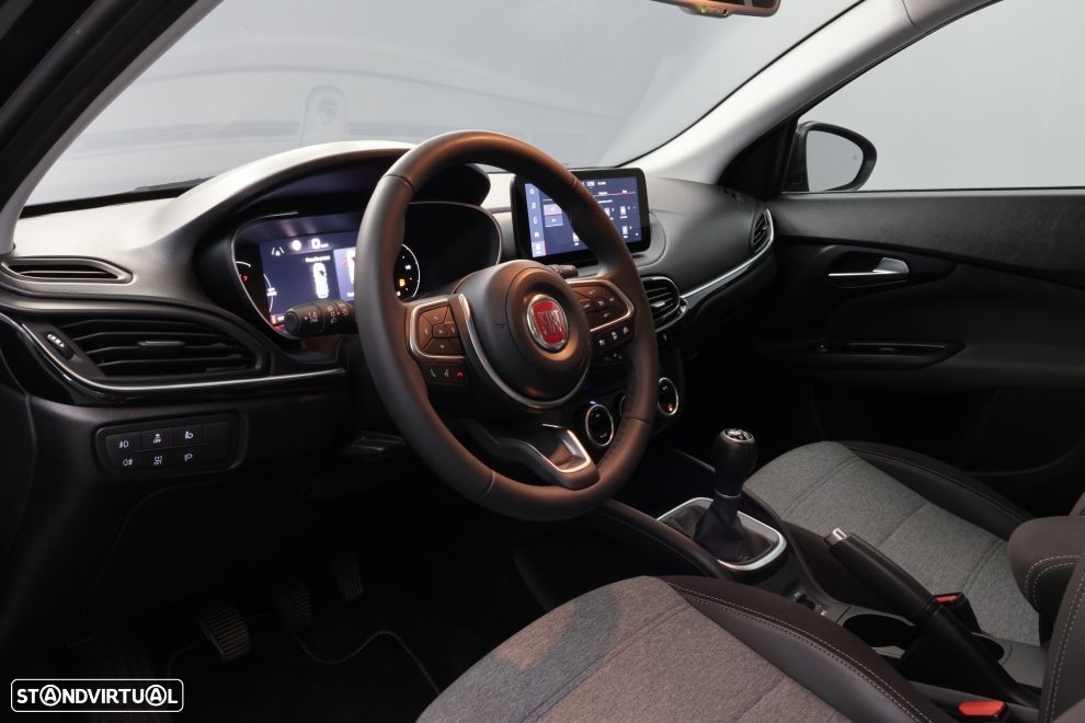 Fiat Tipo Station Wagon Cross 1.0 GSE T3 Cross - 22