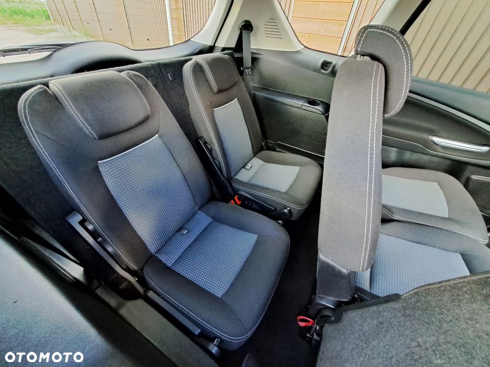 Ford S-Max 2.0 TDCi Titanium - 23