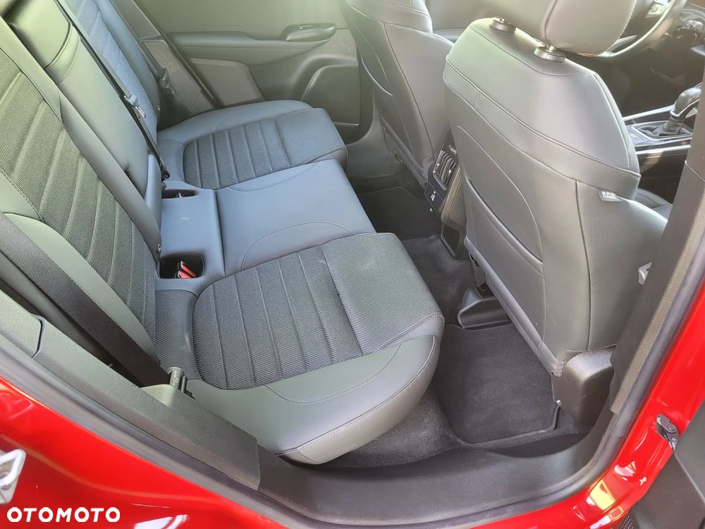 Alfa Romeo Tonale 1.5 T4 GSE mHEV TI DCT - 32