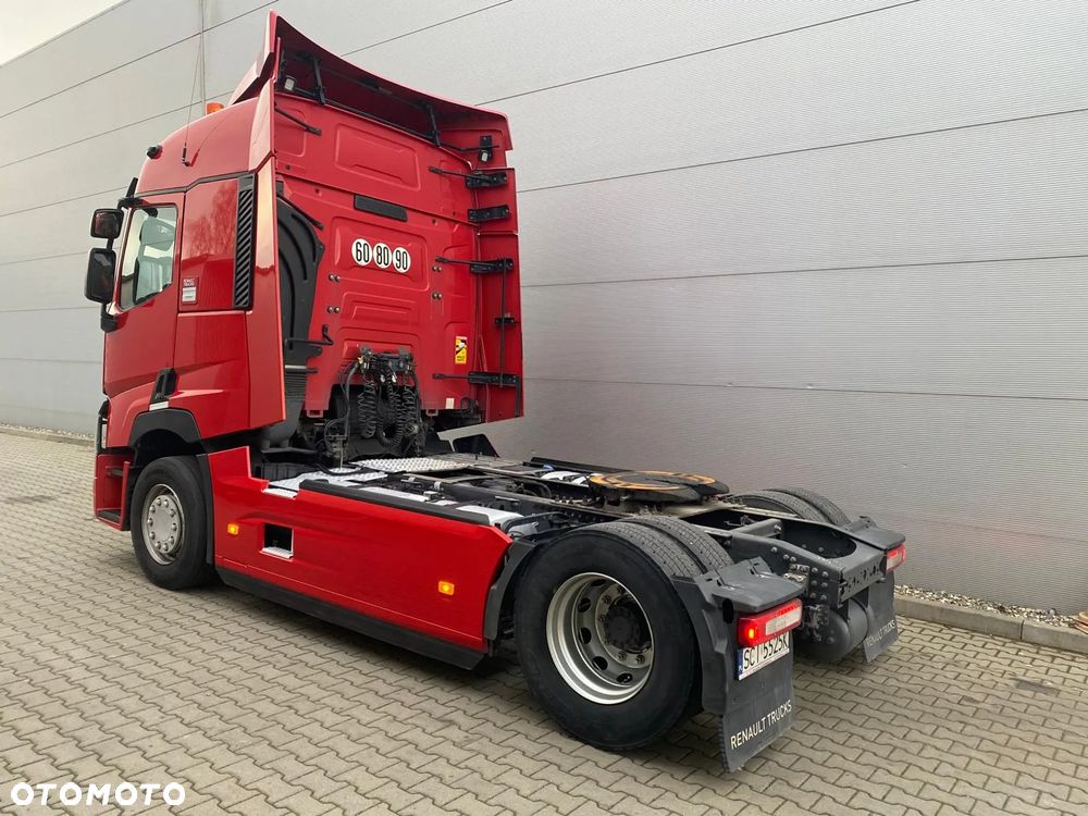 Renault T520 High Cab (Standard) - 14