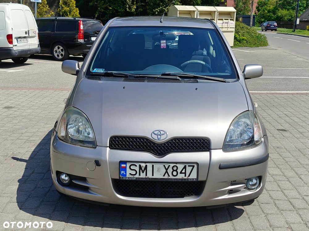 Toyota Yaris - 14