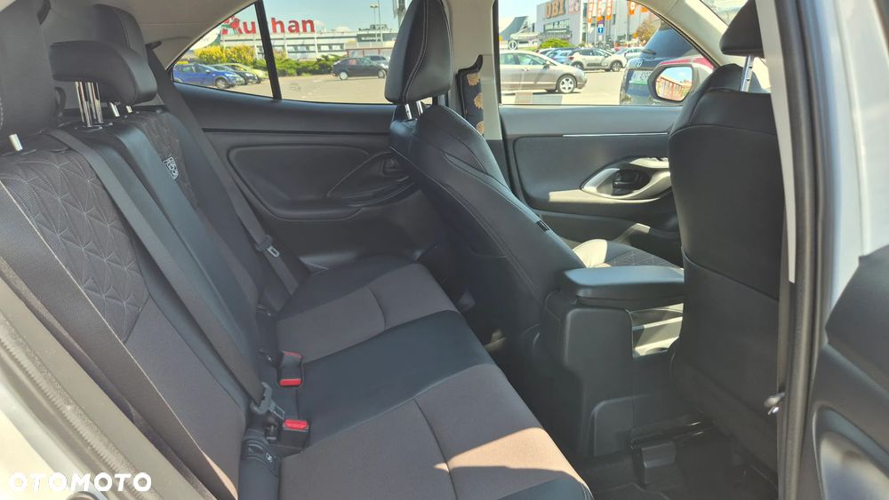 Toyota Yaris Cross - 13