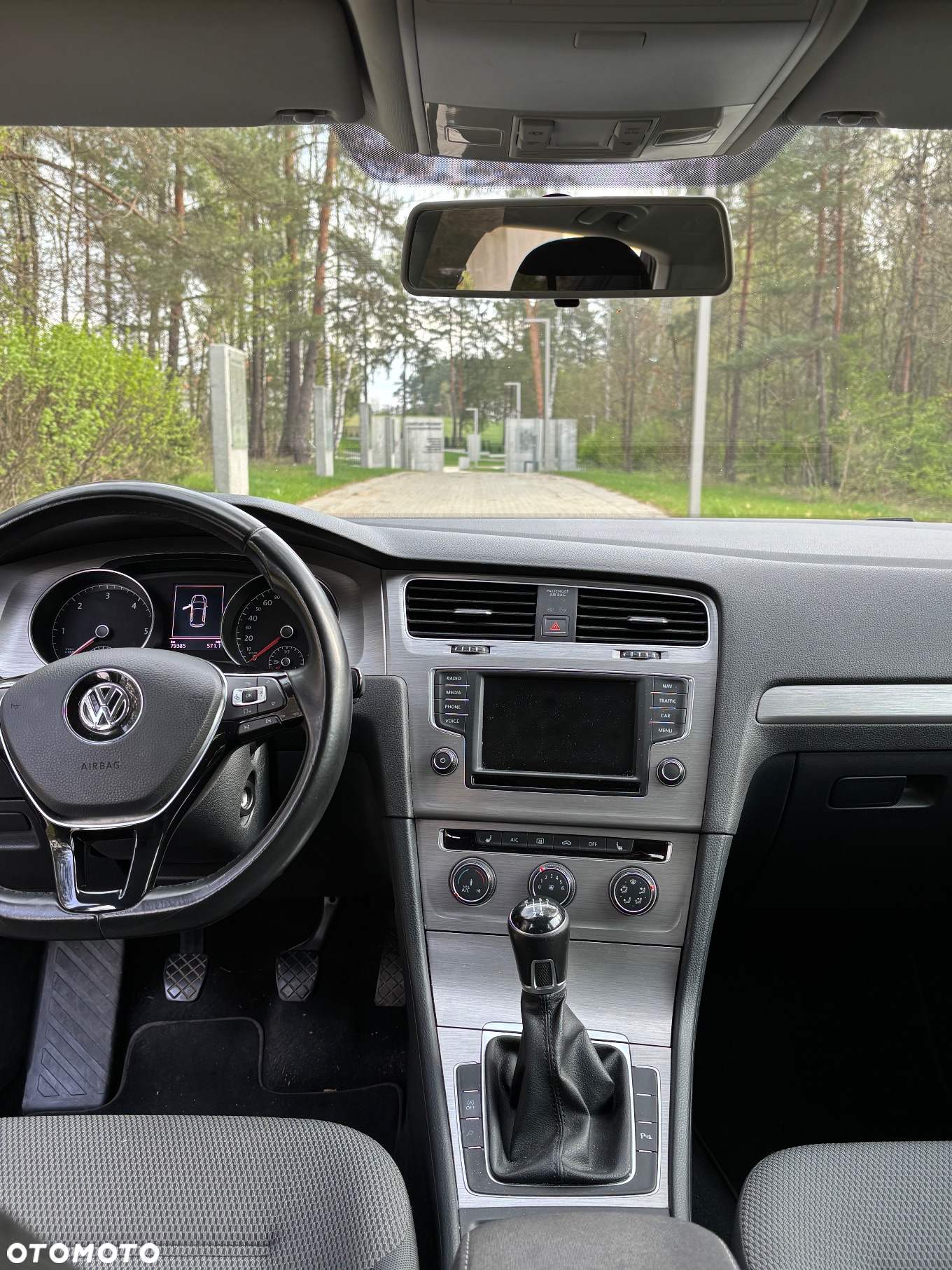 Volkswagen Golf VII 1.6 TDI BMT Comfortline - 5