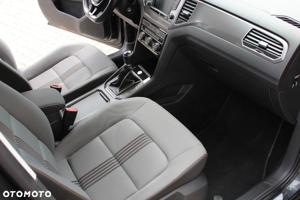 Volkswagen Golf Sportsvan - 27