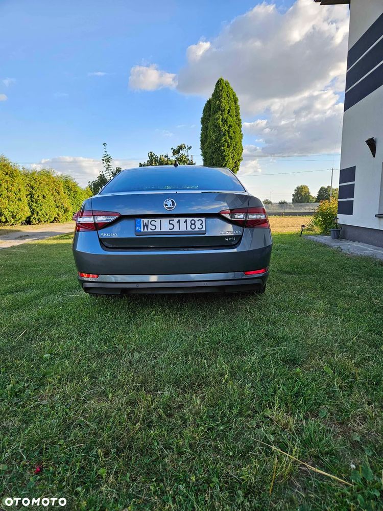 Skoda Superb 2.0 TDI 4x4 Style - 5