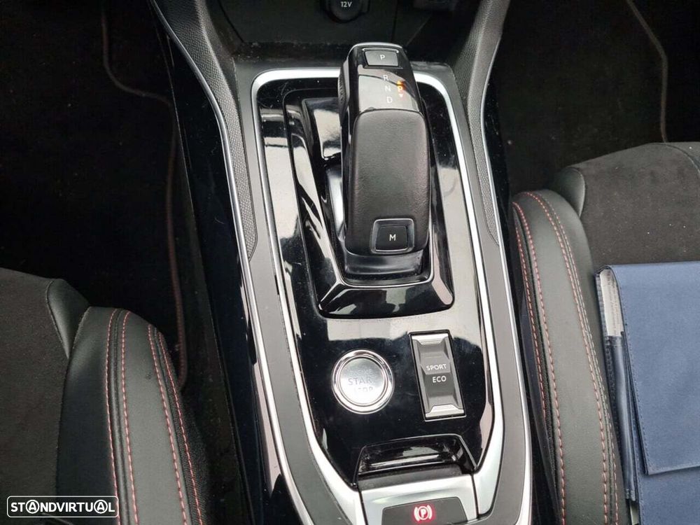 Peugeot 308 SW BlueHDi 130 EAT8 GT - 2