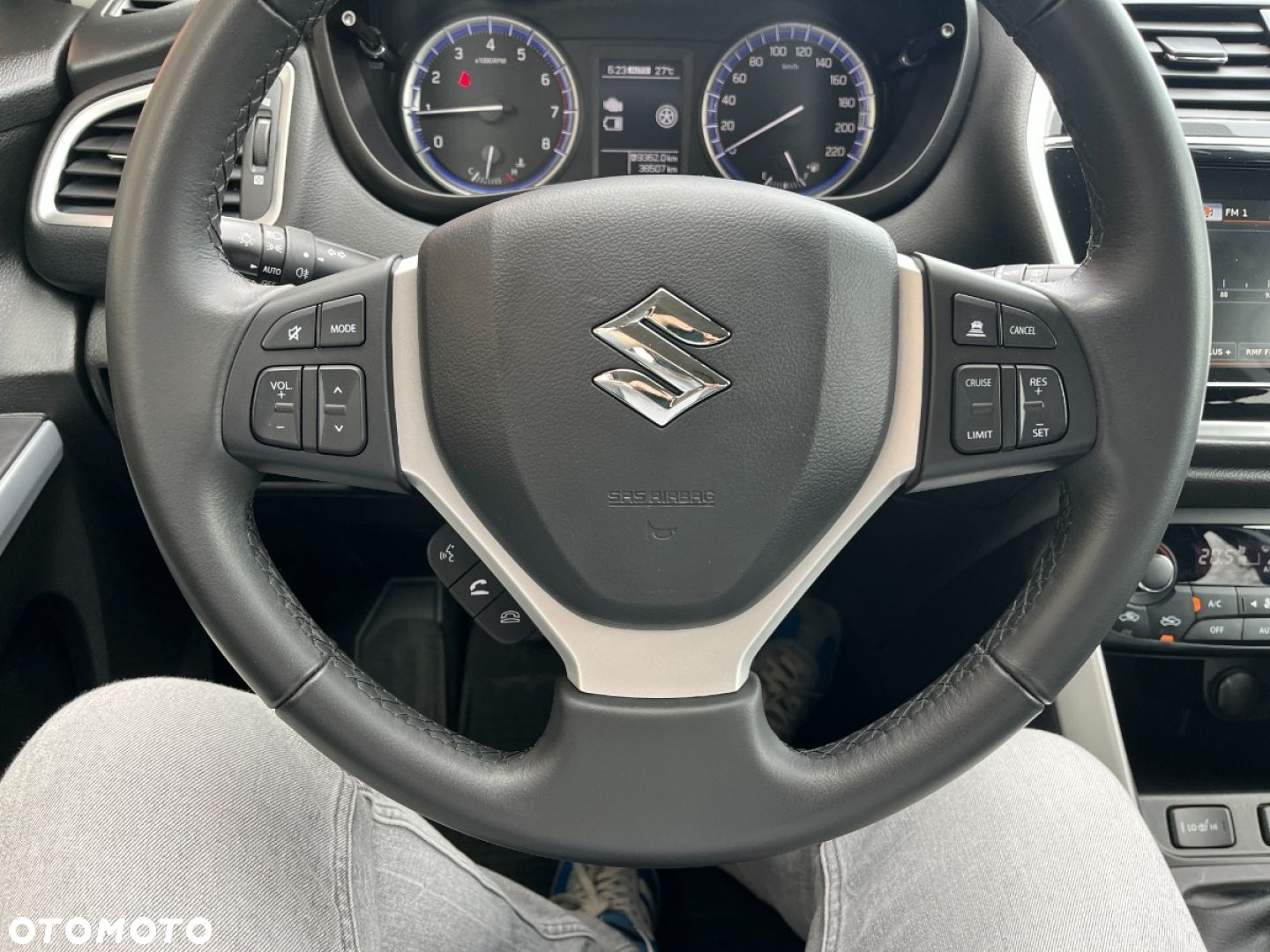 Suzuki SX4 S-Cross 1.4 Boosterjet Hybrid ALLGRIP Comfort+ - 17