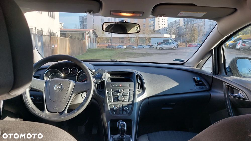 Opel Astra 1.6 Essentia - 3