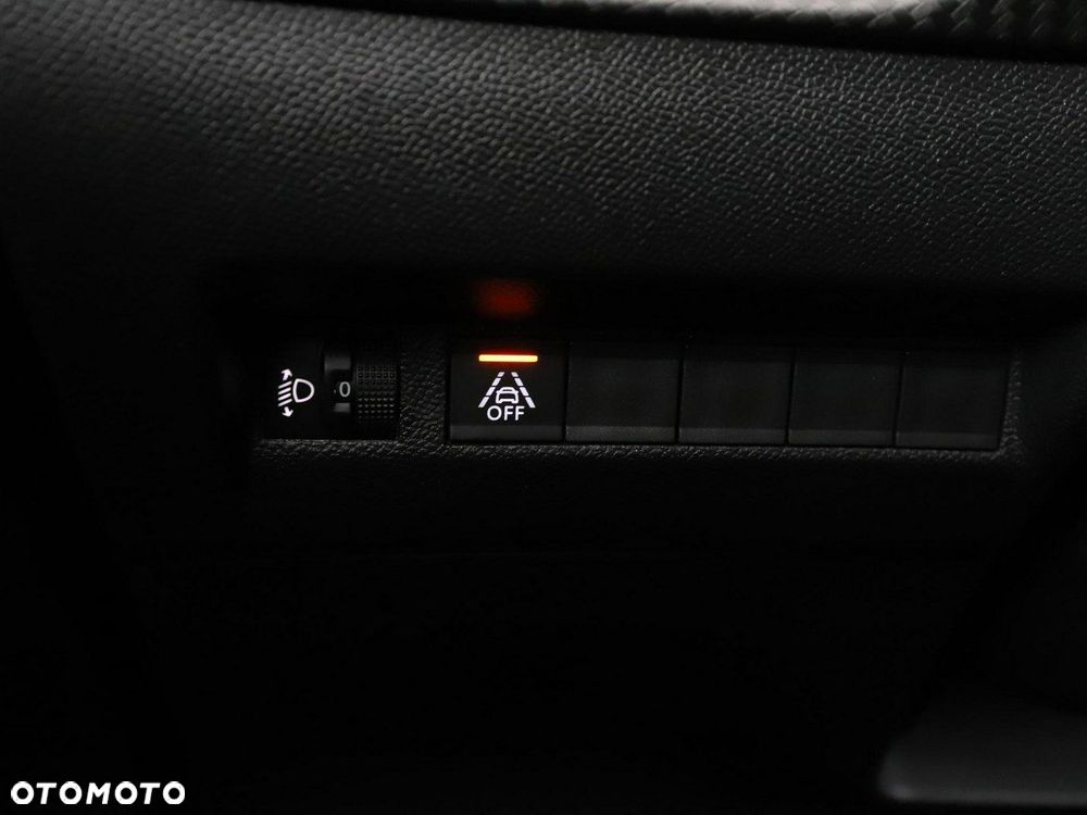 Peugeot 2008 1.5 BlueHDi Allure S&S EAT8 - 38