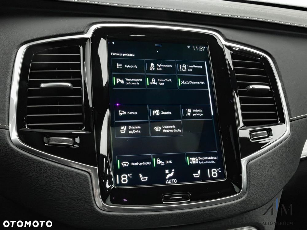 Volvo XC 90 B5 D AWD Ultimate Dark - 28