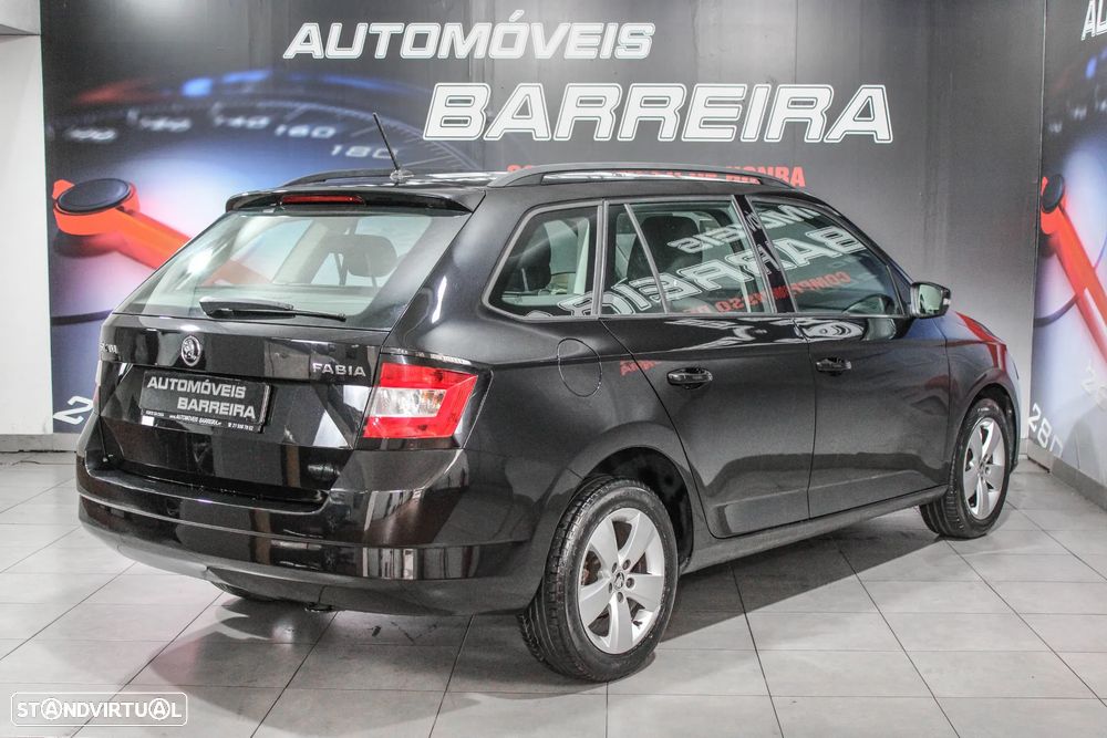 Skoda Fabia Break 1.2 TSi Active - 4