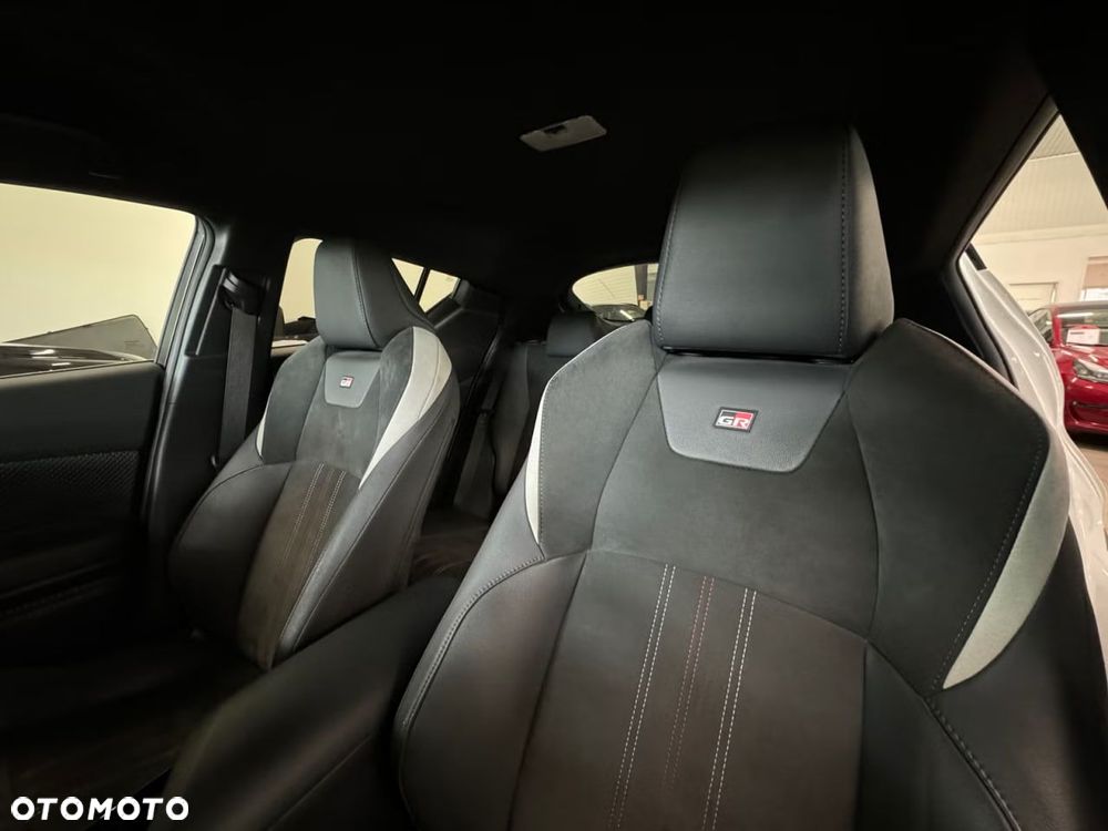 Toyota C-HR 1.8 Hybrid Dynamic - 20
