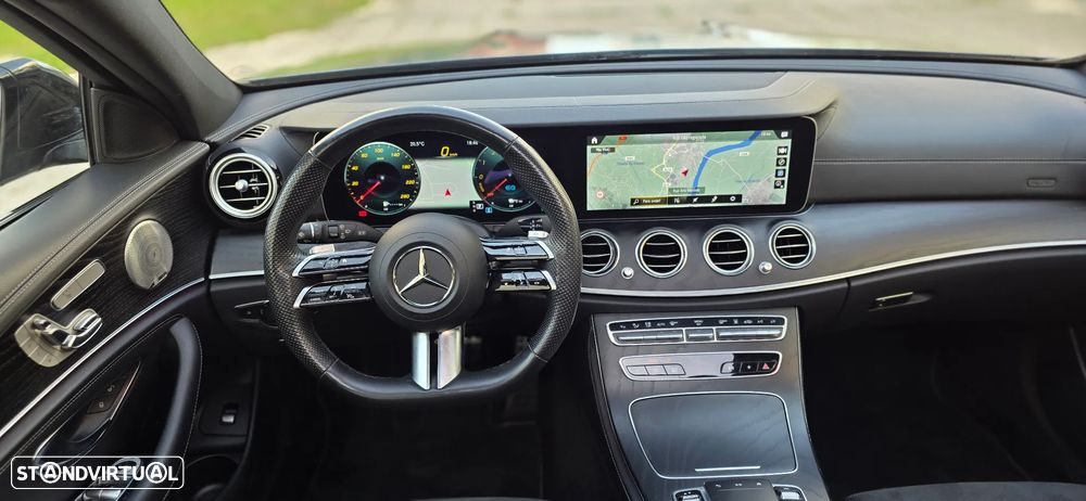 Mercedes-Benz E 300 de 4Matic 9G-TRONIC AMG Line - 15