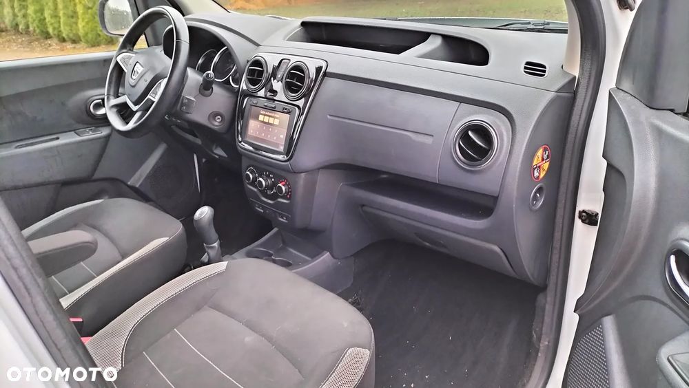 Dacia Dokker dCi 90 Stepway Celebration - 15