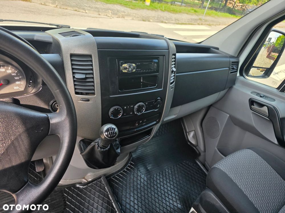 Volkswagen Crafter - 14