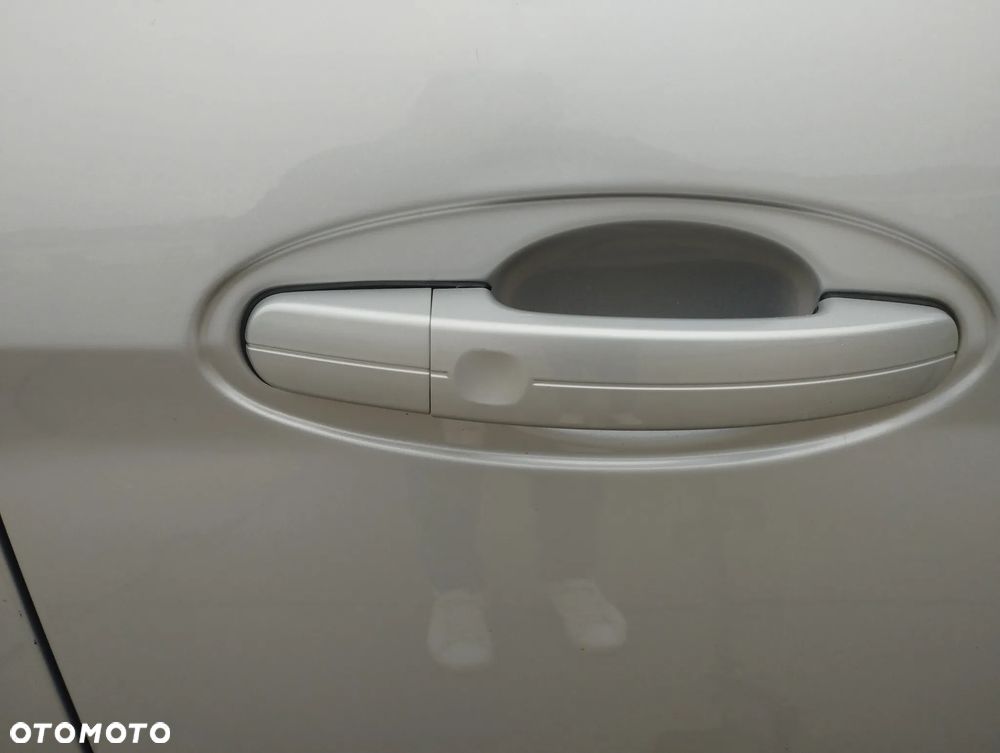 Ford Grand C-MAX - 26