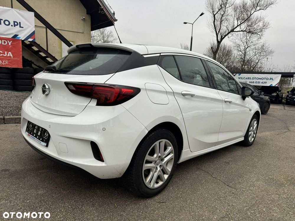 Opel Astra 1.4 T Dynamic S&S - 11